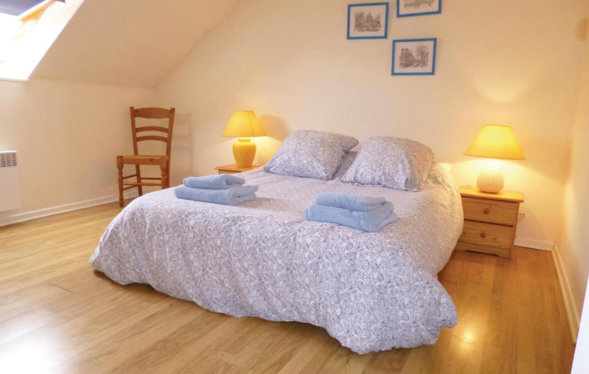 3 Bedroom Cozy Home In Brucheville Carentan-les-Marais Экстерьер фото